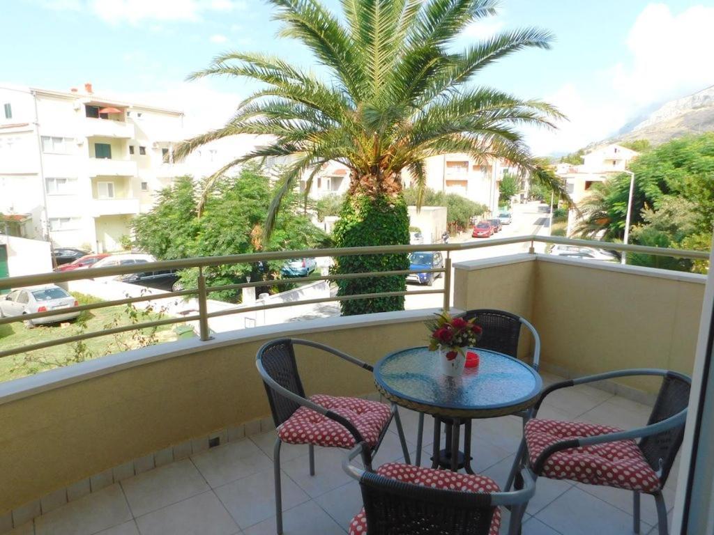 Apartment In Tucepi With Terrace, Air Conditioning, Wifi, Washing Machine 202-3 Eksteriør bilde